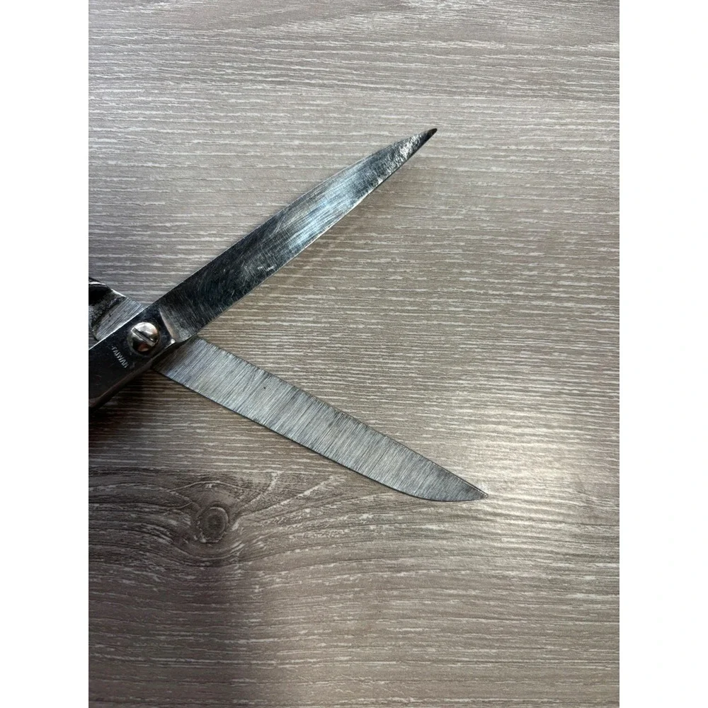 Vintage Heavy Duty Tailor Shears Fabric Scissors Black Handle Taiwan Crafting
